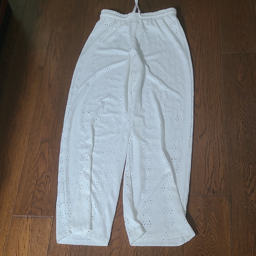 Saint Tropez West White Eyelet Fabric
